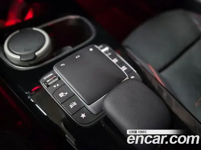 Mercedes-Benz CLA-Class 2021 — ფოტო 12/20