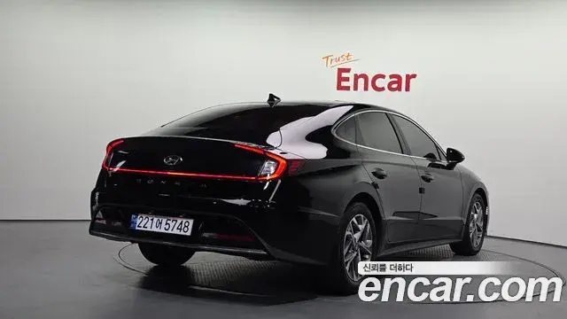 Hyundai Sonata 2021 — Фото 2/20