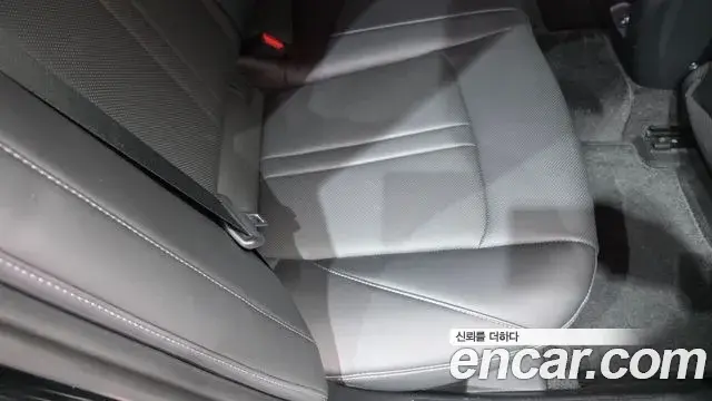 Hyundai Sonata 2021 — Фото 10/20