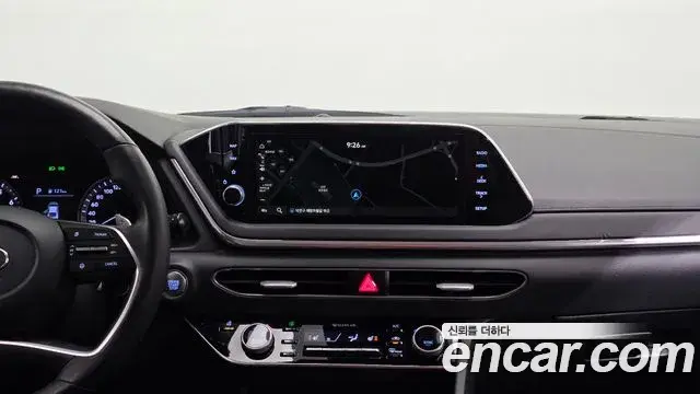 Hyundai Sonata 2021 — Фото 17/20