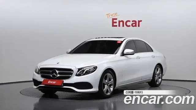 Mercedes-Benz E-Class 2018 — ფოტო 11/20
