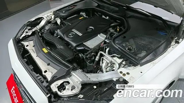 Mercedes-Benz E-Class 2018 — ფოტო 12/20