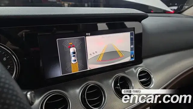 Mercedes-Benz E-Class 2018 — ფოტო 20/20