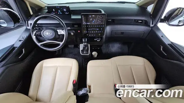 Hyundai Staria 2022 — Photo 6/20