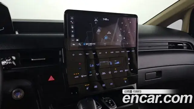 Hyundai Staria 2022 — Photo 4/20