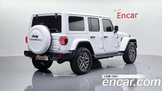 Jeep Wrangler 2022 — Photo 31/35
