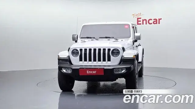 Jeep Wrangler 2022 — Photo 21/35