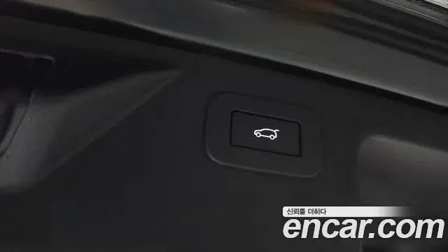 Land Rover Discovery Sport 2025 — ფოტო 5/36