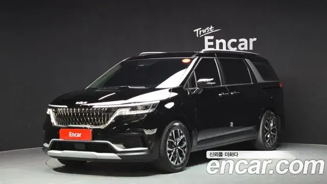 Kia Carnival 2023 — Фото 1/20