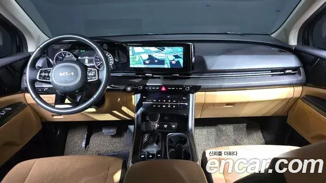 Kia Carnival 2023 — Фото 7/20
