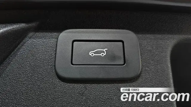 Land Rover Discovery Sport 2025 — ფოტო 11/39