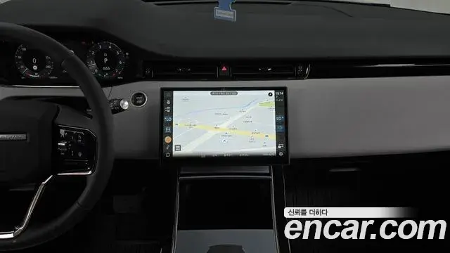 Land Rover Range Rover Evoque 2025 — ფოტო 24/32