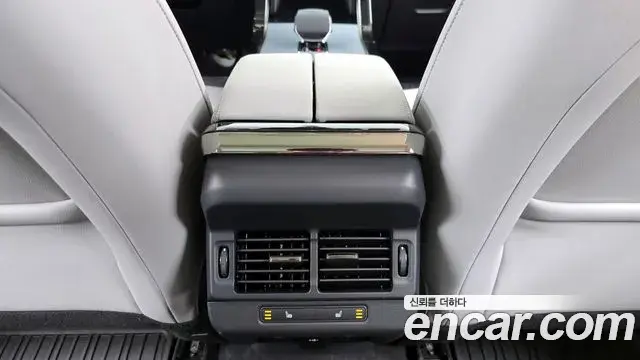 Land Rover Range Rover Evoque 2025 — ფოტო 5/32