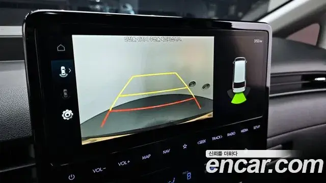 Hyundai Staria 2023 — Photo 29/30