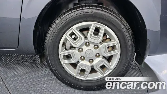 Hyundai Staria 2023 — Photo 20/30