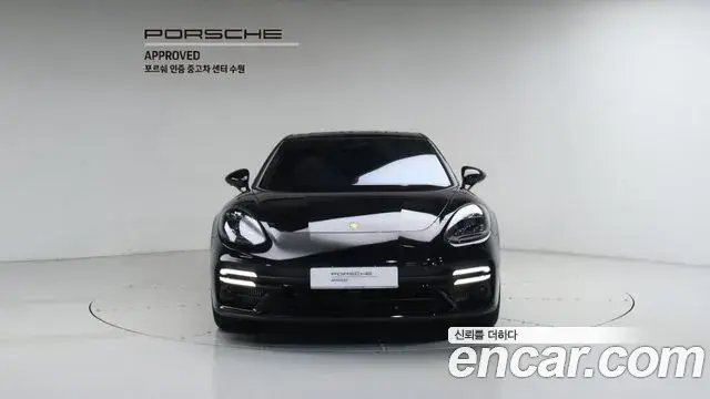 Porsche Panamera 2023 — Photo 4/20