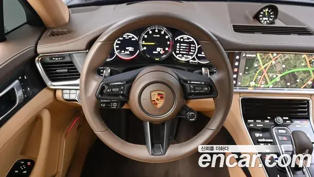 Porsche Panamera 2023 — Photo 5/20