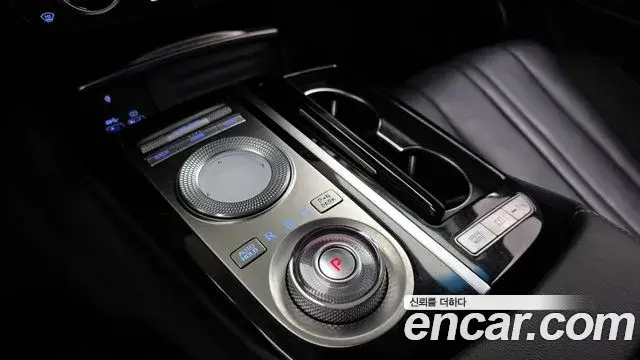 Genesis G80 2022 — Şəkil 17/33