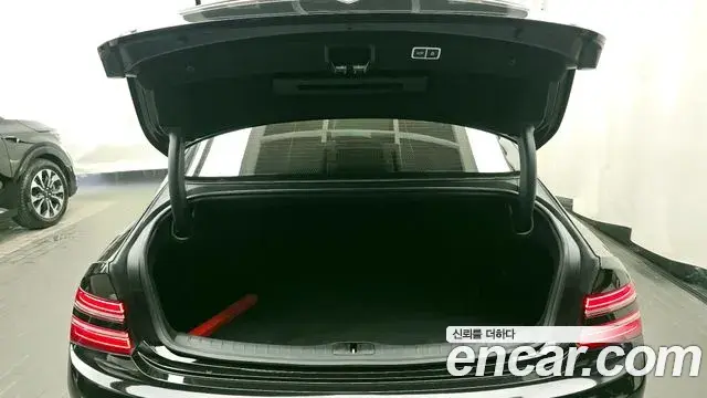 Genesis G80 2022 — Şəkil 27/33
