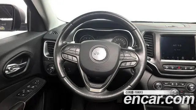 Jeep Cherokee 2021 — Şəkil 22/30