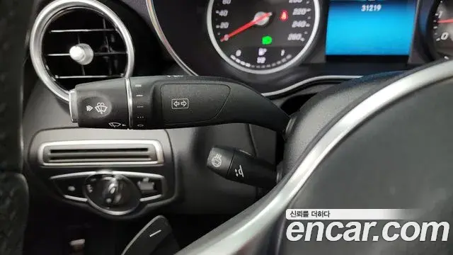 Mercedes-Benz C-Class 2020 — Фото 19/20