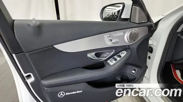Mercedes-Benz C-Class 2020 — ფოტო 10/30