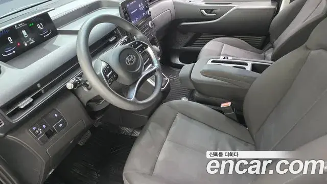 Hyundai Staria 2021 — Фото 7/20
