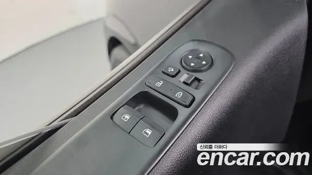 Hyundai Staria 2021 — Фото 12/20