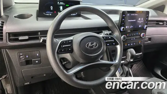 Hyundai Staria 2021 — Фото 14/20