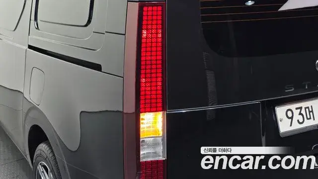 Hyundai Staria 2021 — Şəkil 18/30