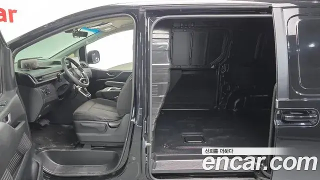 Hyundai Staria 2021 — Şəkil 19/30