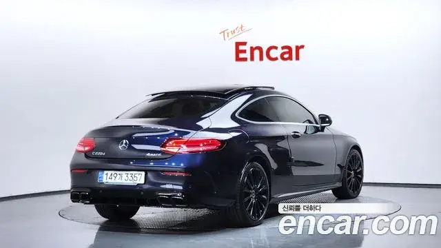 Mercedes-Benz C-Class 2019 — Фото 2/20