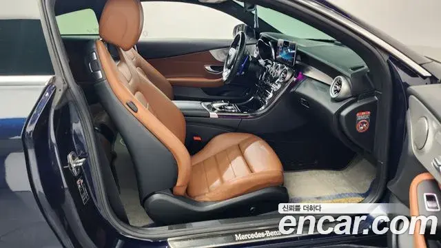 Mercedes-Benz C-Class 2019 — ფოტო 22/33