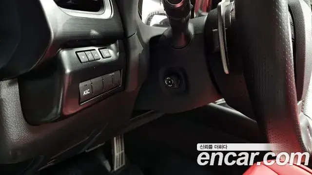 Lexus UX250h 2023 — ფოტო 7/30