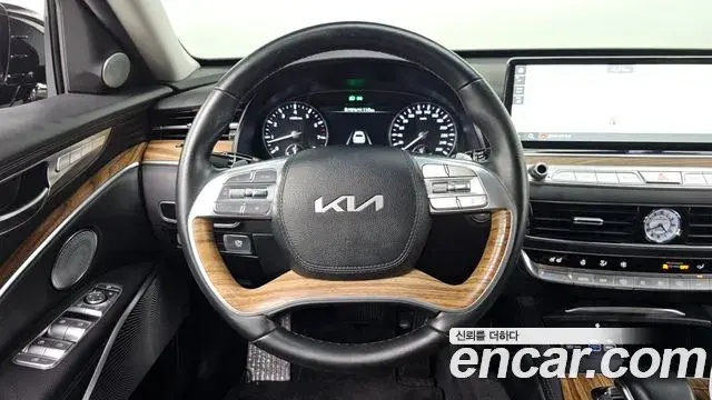 Kia The K9 2022 — Photo 15/32