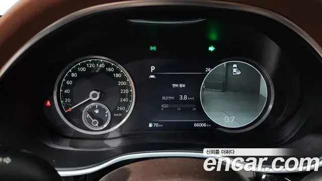 Genesis G80 2020 — ფოტო 27/30