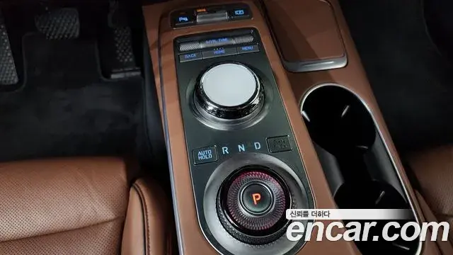 Genesis GV70 2021 — Şəkil 16/37