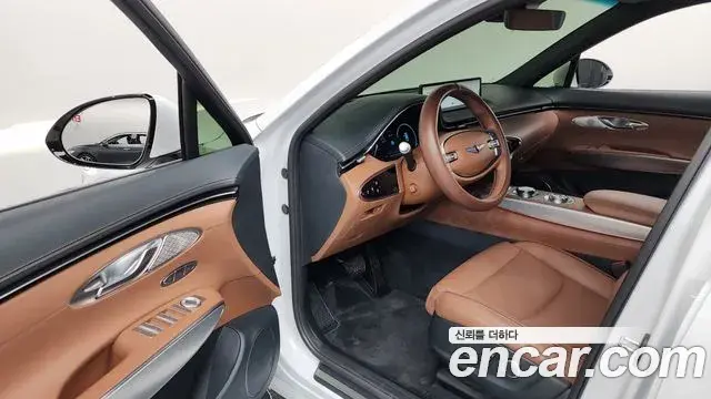 Genesis GV70 2021 — Şəkil 30/37