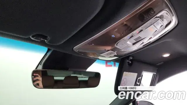 Genesis GV70 2021 — Şəkil 15/37