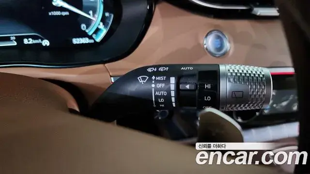 Genesis GV70 2021 — Şəkil 29/37