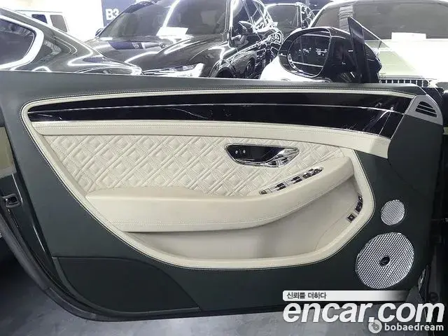 Bentley Continental GT 2019 — ფოტო 15/20