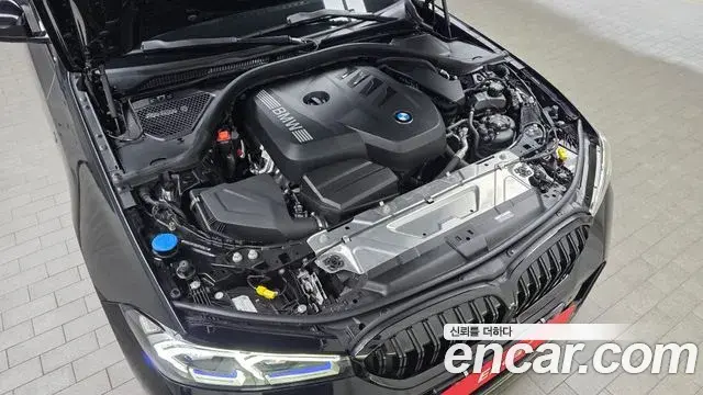 BMW 3 Series 2025 — Photo 16/33