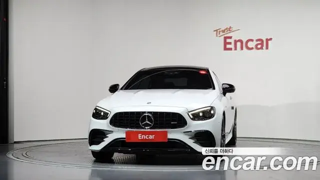 Mercedes-Benz E-Class 2023 — Фото 3/20