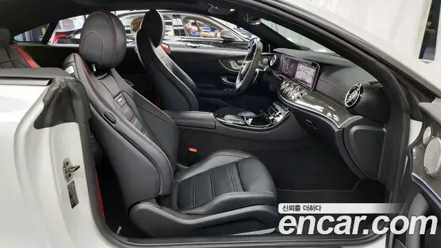 Mercedes-Benz E-Class 2023 — Фото 11/20