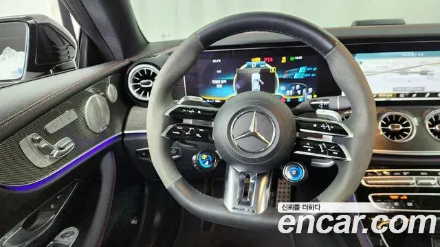 Mercedes-Benz E-Class 2023 — Фото 13/20