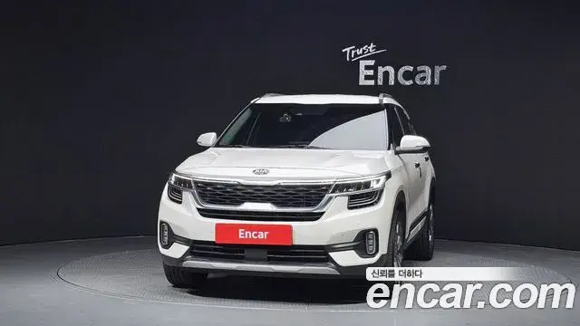 Kia Seltos 2020 — ფოტო 13/20