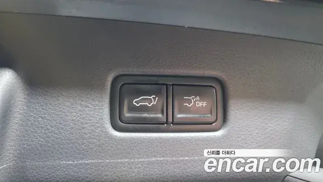 Kia Carnival 2025 — Şəkil 2/35