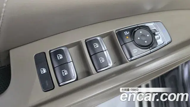 Kia Carnival 2025 — Şəkil 9/35