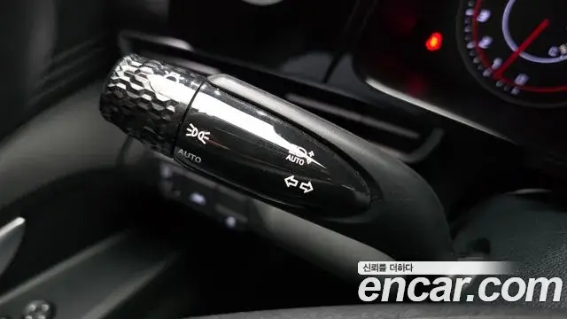 Hyundai The New Avante Hybrid 2021 — Şəkil 15/30