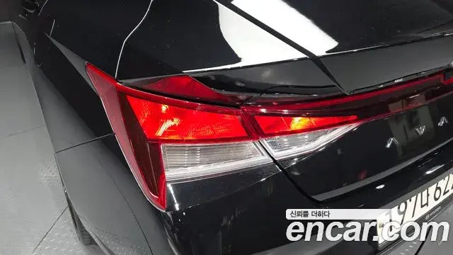 Hyundai The New Avante Hybrid 2021 — Şəkil 6/30